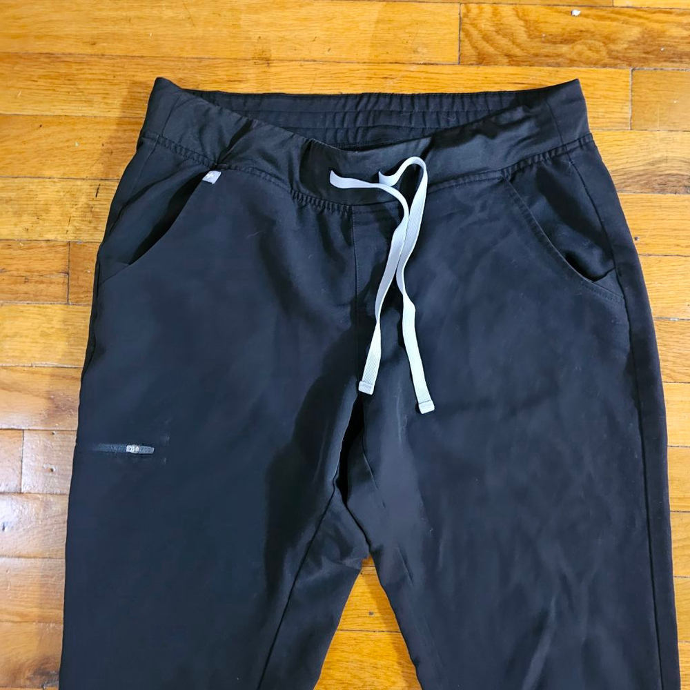 FIGS Technical Collection Jogger Pants Black Medium - Picture 2 of 10